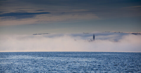 Mist on Lake Maggiore, Piemonte, Novara, Italy - CUF35544