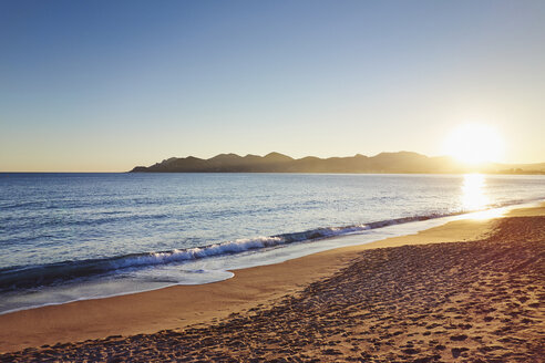 Strand, Côte d'Azur, Cannes, Frankreich - CUF35563