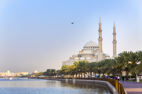 Al Noor Moschee, Sharjah, Vereinigte Arabische Emirate - CUF35577