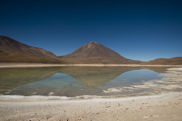 Laguna Verde, Nationales Reservat der Andenfauna Eduardo Avaroa, Bolivien, Südamerika - CUF35622