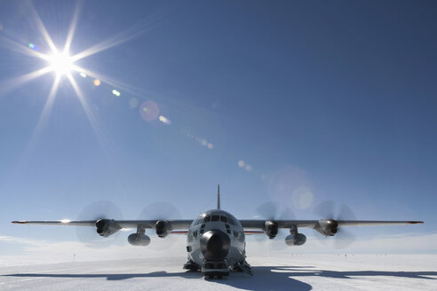 NY Air National Guard delivers scientists and supplies to Camp Raven to aid the study of Global Warming - ISF15197