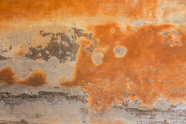 Italien, alte Fassade, orange - JUNF01084