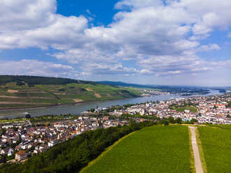 Deutschland, Rheinland-Pfalz, Luftaufnahme von Weiler am Rhein, Nahe und Bingen am Rhein - AMF05809