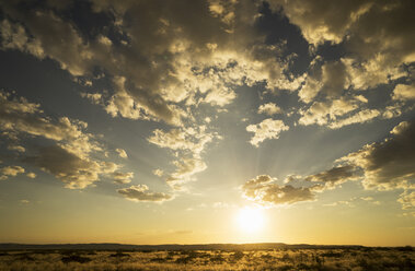 Sonnenuntergang in Namibia - CUF38950