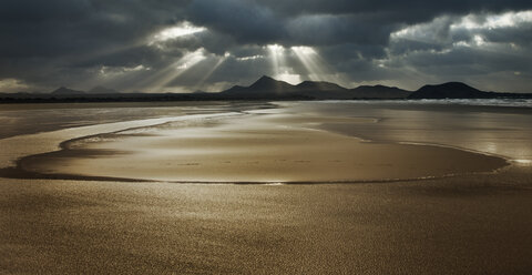 Caleta de Famara, Lanzarote, Spain - CUF39582