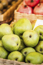 Close up of basket of pears - CUF40211