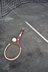 Tennis racket and ball on court - CUF41118