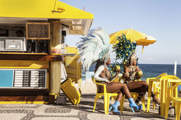 Samba dancers taking a break, Ipanema Beach, Rio De Janeiro, Brazil - CUF42302