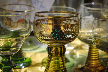 Germany, Bavaria, Franconia, Franconian wine glasses in a shop - SIEF07830