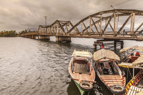 Alte Brücke, Kampot, Kambodscha - CUF43301