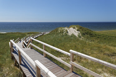 Deutschland, Nordfriesland, Sylt, Strandpromenade zum Kampenstrand - GFF01086