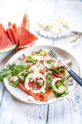 Wassermelonensalat mit Zwiebeln, Feta und Basilikum - SBDF03678