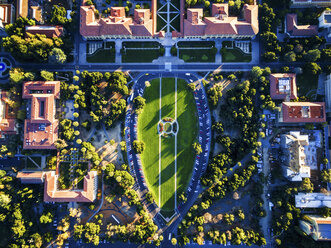 The Oval, aerial view of the open space in the middle of Stanford University Campus at Palo Alto. - MINF01437