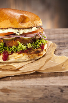 Veggie Burger, close-up - NAF00098