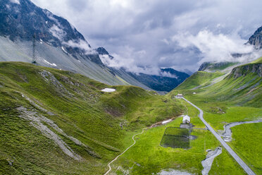 Schweiz, Kanton Graubünden, Luftaufnahme des Albulapasses - STSF01697