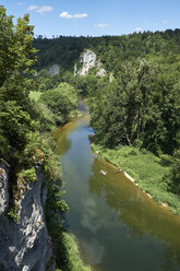 Deutschland, Baden-Württemberg, Landkreis Sigmaringen, Kanu auf der Donau im oberen Donautal - ELF01899