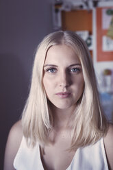 Portrait of young blond woman - KMKF00399
