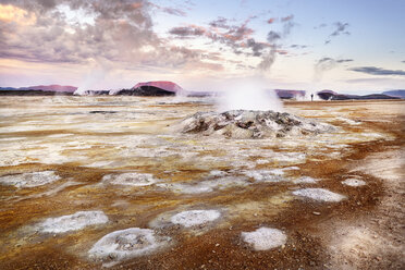 Island, Myvatn, Hverir, solfatara field, mudpots - DMOF00051