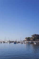 Italy, Liguria, Riviera di Levante, Golfo del Tigullio, Rapallo, harbour - GWF05593