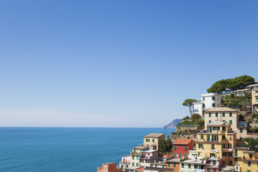 Italien, Ligurien, Cinque Terre, Riomaggiore, Riviera di Levante, typische Häuser und Architektur, typische bunte Häuser - GWF05600