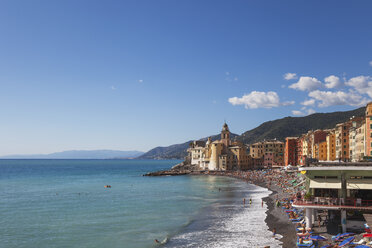 Italien, Ligurien, Camogli, Lungomare von Camogli, Strand - GWF05604