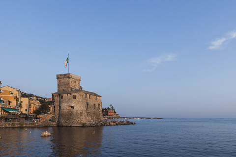 Italien, Ligurien, Rapallo, Castello sul Mare, Golfo del Tigullio, lizenzfreies Stockfoto