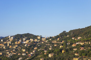 Italien, Ligurien, Bergdorf bei Camogli - GWF05607