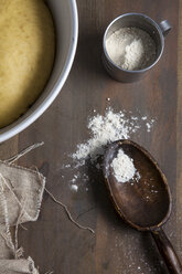 Dough, flour and wooden spoon - ISF17792