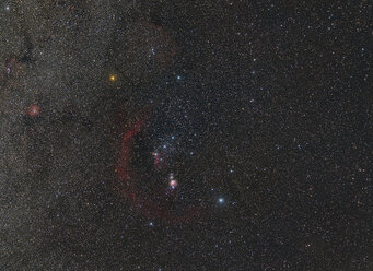 Astrofotografie, Sternbild Orion mit Nebeln und verschiedenen Farben der Sterne - THGF00062