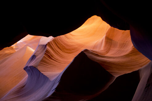 Eroded sandstone cave formation, Antelope Canyon, Page Arizona, USA - ISF18573