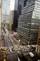 High angle view of city street in Manhattan, New York, USA - ISF18870