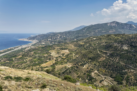 Griechenland, Peloponnes, Egira, Aigeira, Landschaft, Küste, lizenzfreies Stockfoto