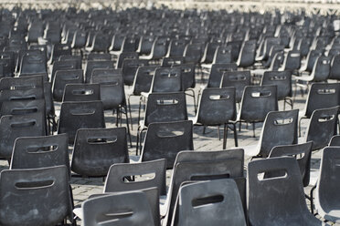 Vatikanstadt, Stuhlreihe, Vorbereitung auf eine Audienz beim Papst - BZF00432