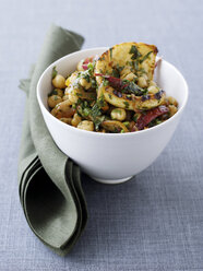 Bowl of cuttlefish and chickpea salad - CUF43686