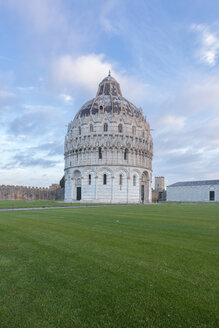 Italien, Pisa, Baptisterium von Pisa - RPSF00235