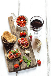 Italian buschetta and red wine - SBDF03722
