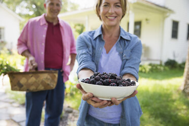 A family summer gathering at a farm. A shared meal, a homecoming. - MINF04966