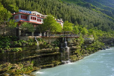 Albania, Kelcyra, Kelcyra canyon, Hotel at Vjosa river - SIE07840