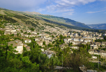 Albania, Gjirokaster, city view and Mali i Gjere mountains - SIEF07843