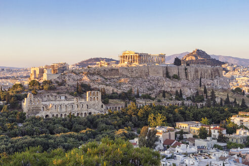 Griechenland, Athen, Blick von der Pnyx auf die Akropolis - MAMF00213