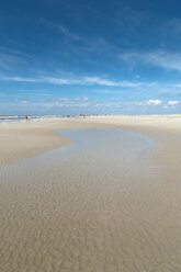 Deutschland, Schleswig-Holstein, Sankt Peter-Ording, Gezeitentümpel am Strand - UMF00845