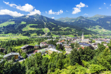 Österreich, Bundesland Salzburg, Bad Hofgastein, Ortsansicht - THAF02247