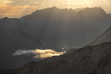 Austria, Salzburg State, Loferer Steinberge, mountainscape at twilight - HAMF00358