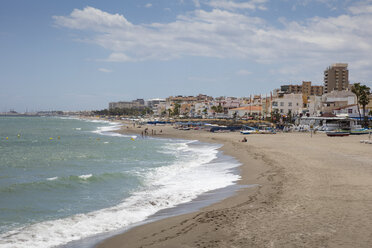 Spanien, Andalusien, Costa del Sol, Torremolinos, Strand - WIF03589