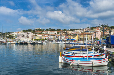 Frankreich, Provence-Alpes-Côte d'Azur, Bouches-du-Rhone, Cassis, Hafen - FRF00709