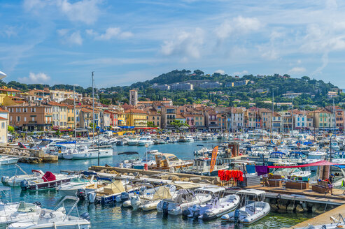 Frankreich, Provence-Alpes-Côte d'Azur, Bouches-du-Rhone, Cassis, Hafen - FRF00711