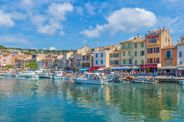 France, Provence-Alpes-Cote d'Azur, Bouches-du-Rhone, Cassis, Harbour - FRF00716