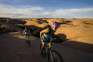 Mountainbiker, Moab, Utah - AURF01436