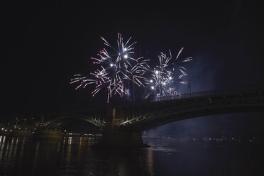 Germany, Wiesbaden, Theodor Heuss Bridge, fireworks at Rhine river - BSCF00569