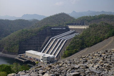 Thailand, Kanchanaburi Province, Srinagarind Dam, Chaloem Rattanakosin National Park - HLF01108